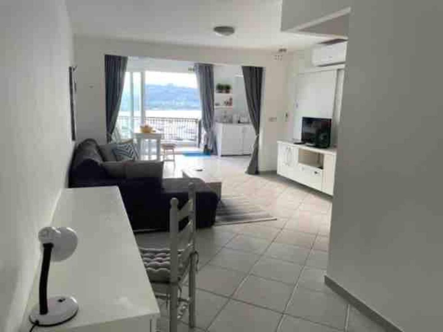 3Bed Melliehabay W Incredible Views By Homely Exteriér fotografie